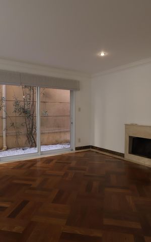 Casa de condomínio à venda com 567m², 4 quartos e 4 vagasSala