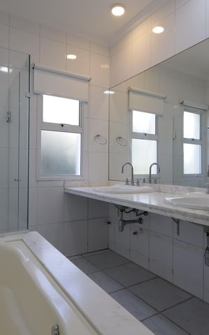 Casa de condomínio à venda com 567m², 4 quartos e 4 vagasBanheiro da Suíte 3