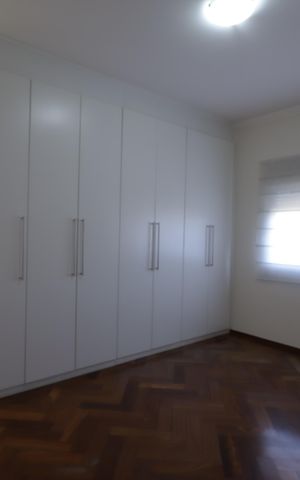 Casa de condomínio à venda com 567m², 4 quartos e 4 vagasSuíte 2