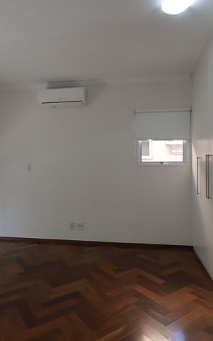 Casa de condomínio à venda com 567m², 4 quartos e 4 vagasSuíte 3