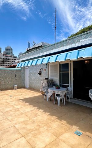 Apartamento à venda com 172m², 3 quartos e 1 vaga Apartamento à venda com 172m², 3 quartos e 1 vagaVaranda