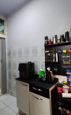 Casa à venda com 105m², 2 quartos e sem vaga