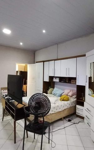 Casa à venda com 105m², 2 quartos e sem vaga
