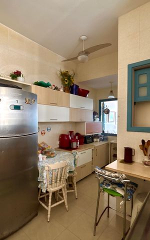 Apartamento à venda com 95m², 3 quartos e sem vaga Apartamento à venda com 95m², 3 quartos e sem vagaCozinha