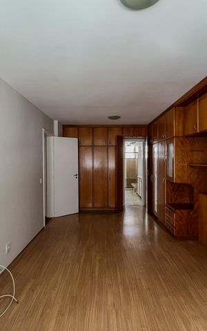 Apartamento à venda com 170m², 4 quartos e 3 vagas Apartamento à venda com 170m², 4 quartos e 3 vagasSuíte