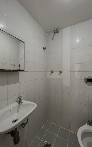 Apartamento à venda com 170m², 4 quartos e 3 vagas Apartamento à venda com 170m², 4 quartos e 3 vagasBanheiro de serviço