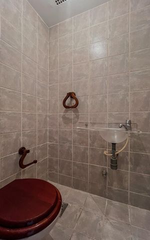 Apartamento à venda com 170m², 4 quartos e 3 vagas Apartamento à venda com 170m², 4 quartos e 3 vagasLavabo