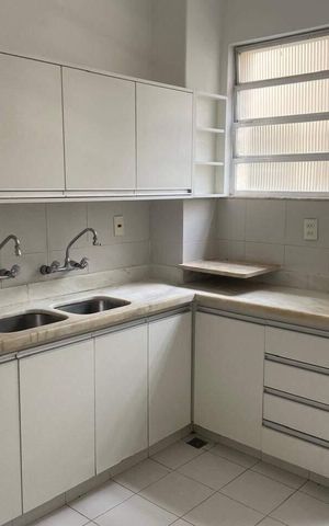 Apartamento à venda com 160m², 3 quartos e 1 vaga
