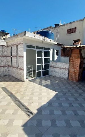 Casa à venda com 156m², 3 quartos e 1 vaga