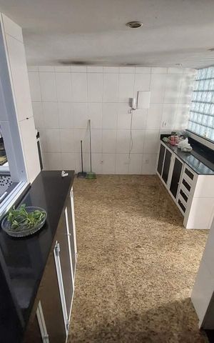 Casa à venda com 156m², 3 quartos e 1 vaga