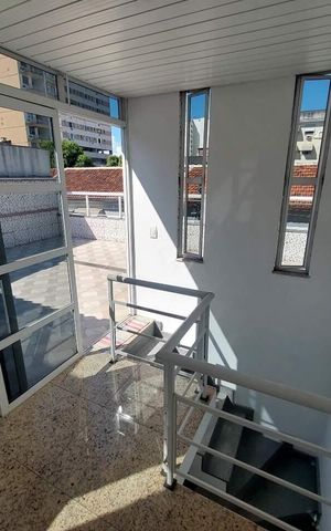 Casa à venda com 156m², 3 quartos e 1 vaga