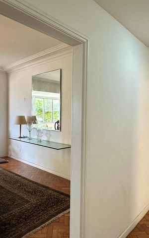 Apartamento à venda com 445m², 7 quartos e 1 vaga Apartamento à venda com 445m², 7 quartos e 1 vagaCorredor
