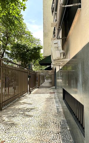 Apartamento à venda com 445m², 7 quartos e 1 vaga Apartamento à venda com 445m², 7 quartos e 1 vagaPlaca