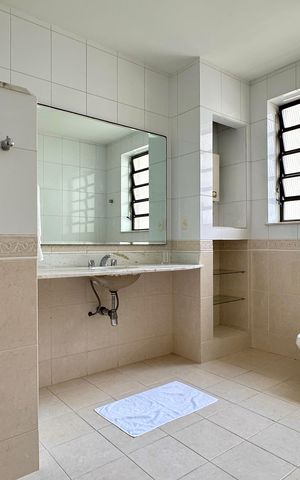 Apartamento à venda com 445m², 7 quartos e 1 vaga Apartamento à venda com 445m², 7 quartos e 1 vagaBanheiro da Suíte 2