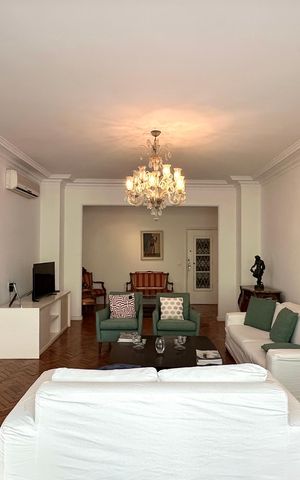Apartamento à venda com 445m², 7 quartos e 1 vaga Apartamento à venda com 445m², 7 quartos e 1 vagaSala