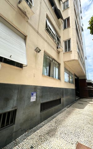 Apartamento à venda com 445m², 7 quartos e 1 vaga Apartamento à venda com 445m², 7 quartos e 1 vagaPlaca