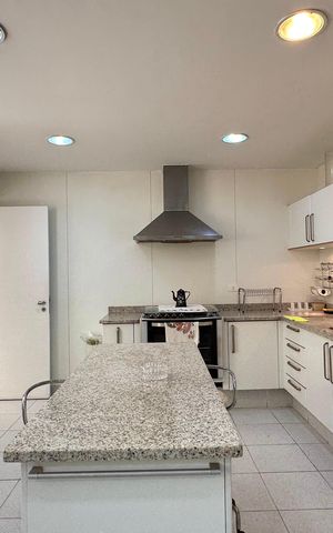 Apartamento à venda com 445m², 7 quartos e 1 vaga Apartamento à venda com 445m², 7 quartos e 1 vagaCozinha