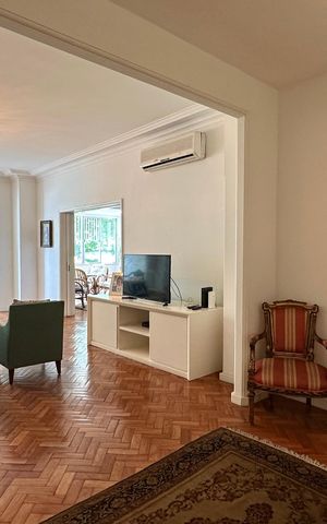 Apartamento à venda com 445m², 7 quartos e 1 vaga Apartamento à venda com 445m², 7 quartos e 1 vagaSala