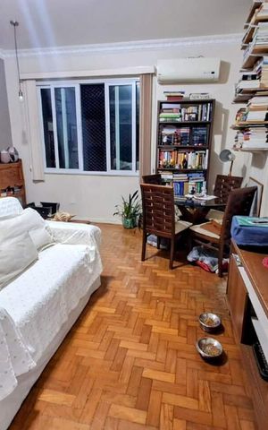 Apartamento à venda com 48m², 1 quarto e sem vaga