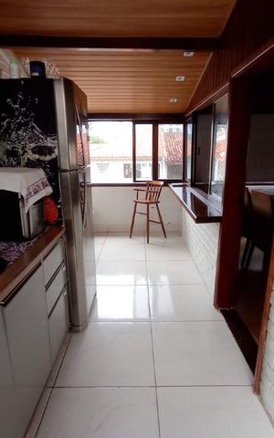 Casa à venda com 150m², 4 quartos e sem vaga
