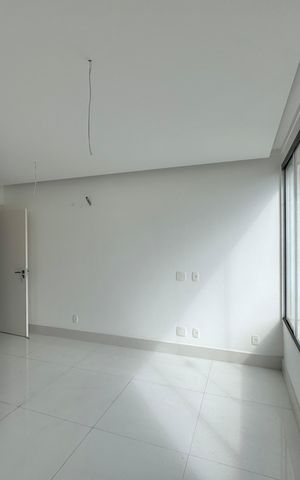 Casa à venda com 402m², 4 quartos e 4 vagas Casa à venda com 402m², 4 quartos e 4 vagasSuíte 2