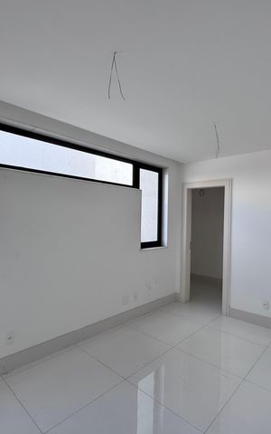 Casa à venda com 402m², 4 quartos e 4 vagas Casa à venda com 402m², 4 quartos e 4 vagasSuíte 4