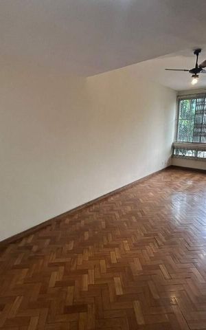 Apartamento à venda com 132m², 3 quartos e 1 vaga