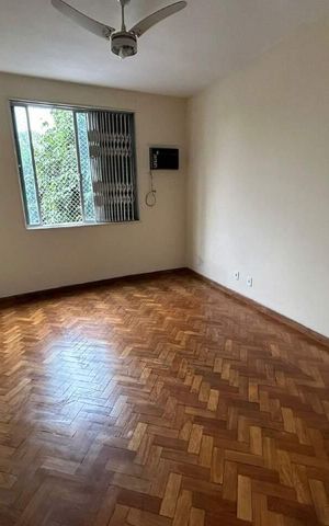Apartamento à venda com 132m², 3 quartos e 1 vaga