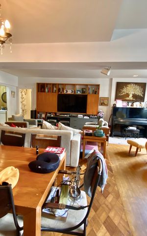 Apartamento à venda com 146m², 3 quartos e 1 vaga Apartamento à venda com 146m², 3 quartos e 1 vagaSala