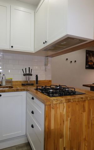 Apartamento à venda com 77m², 2 quartos e 1 vagaCozinha