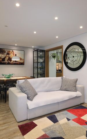 Apartamento à venda com 77m², 2 quartos e 1 vagaSala