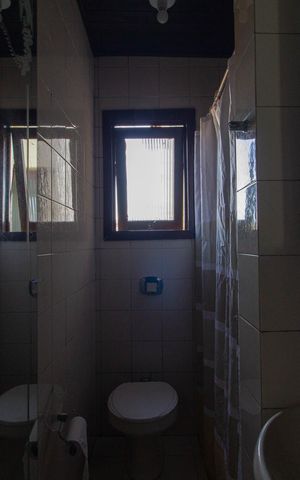 Casa à venda com 243m², 4 quartos e 3 vagas Casa à venda com 243m², 4 quartos e 3 vagasBanheiro da Suíte