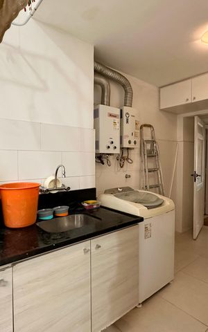 Apartamento à venda com 253m², 4 quartos e 1 vagaÁrea de Serviço