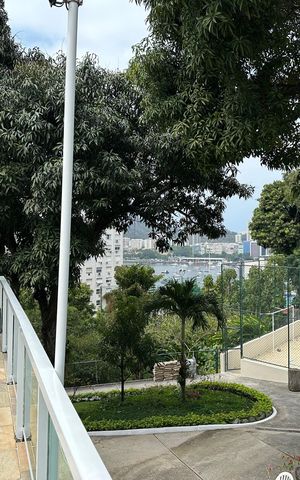 Apartamento à venda com 253m², 4 quartos e 1 vagaÁrea comum