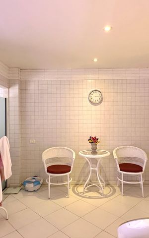 Apartamento à venda com 330m², 4 quartos e 2 vagas Apartamento à venda com 330m², 4 quartos e 2 vagasBanheiro da Suíte 1