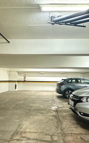 Apartamento à venda com 330m², 4 quartos e 2 vagas Apartamento à venda com 330m², 4 quartos e 2 vagasGaragem