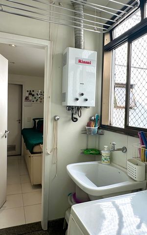 Apartamento à venda com 330m², 4 quartos e 2 vagas Apartamento à venda com 330m², 4 quartos e 2 vagasÁrea de Serviço