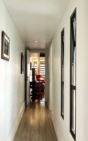 Apartamento à venda com 330m², 4 quartos e 2 vagas Apartamento à venda com 330m², 4 quartos e 2 vagasCorredor