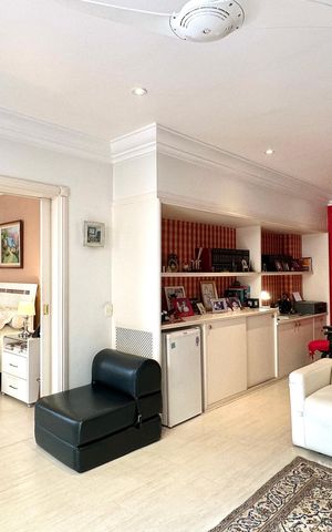 Apartamento à venda com 330m², 4 quartos e 2 vagas Apartamento à venda com 330m², 4 quartos e 2 vagasSuíte 01
