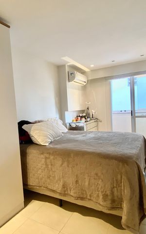 Apartamento à venda com 165m², 4 quartos e 1 vaga Apartamento à venda com 165m², 4 quartos e 1 vagaSuíte