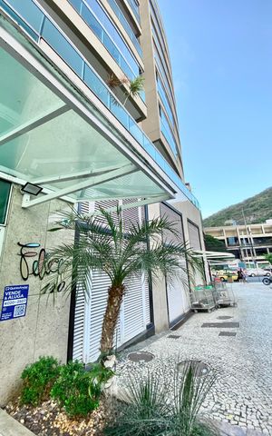 Apartamento à venda com 165m², 4 quartos e 1 vaga Apartamento à venda com 165m², 4 quartos e 1 vagaPlaca