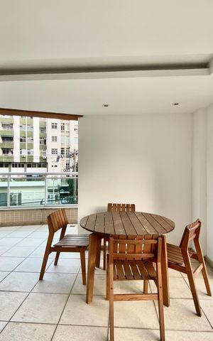 Apartamento à venda com 165m², 4 quartos e 1 vaga Apartamento à venda com 165m², 4 quartos e 1 vagaÁrea comum