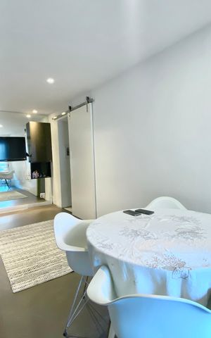 Apartamento à venda com 165m², 4 quartos e 1 vaga Apartamento à venda com 165m², 4 quartos e 1 vagaSala