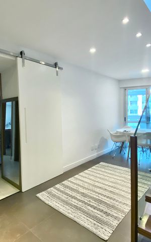 Apartamento à venda com 165m², 4 quartos e 1 vaga Apartamento à venda com 165m², 4 quartos e 1 vagaSala