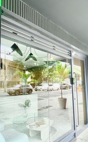Apartamento à venda com 139m², 2 quartos e 1 vaga Apartamento à venda com 139m², 2 quartos e 1 vagaPlaca