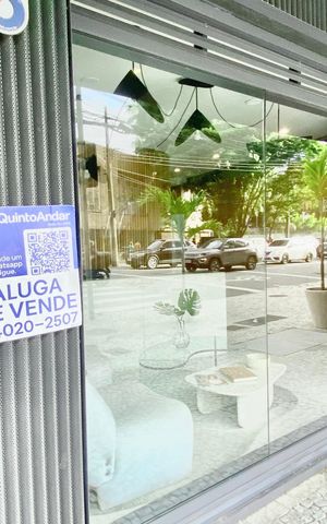 Apartamento à venda com 139m², 2 quartos e 1 vaga Apartamento à venda com 139m², 2 quartos e 1 vagaPlaca