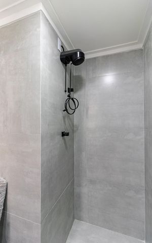 Apartamento à venda com 51m², 2 quartos e 1 vaga Apartamento à venda com 51m², 2 quartos e 1 vagaBanheiro Social