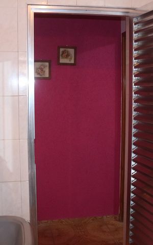 Casa à venda com 218m², 3 quartos e 4 vagasBanheiro Social 2