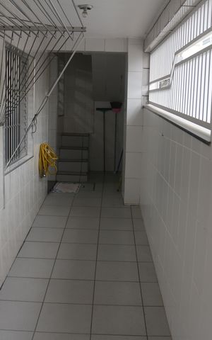 Casa à venda com 218m², 3 quartos e 4 vagasQuintal
