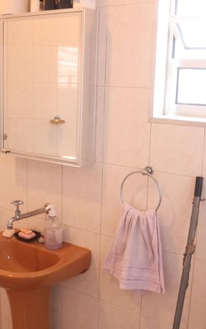 Casa à venda com 218m², 3 quartos e 4 vagasBanheiro da Suíte 1